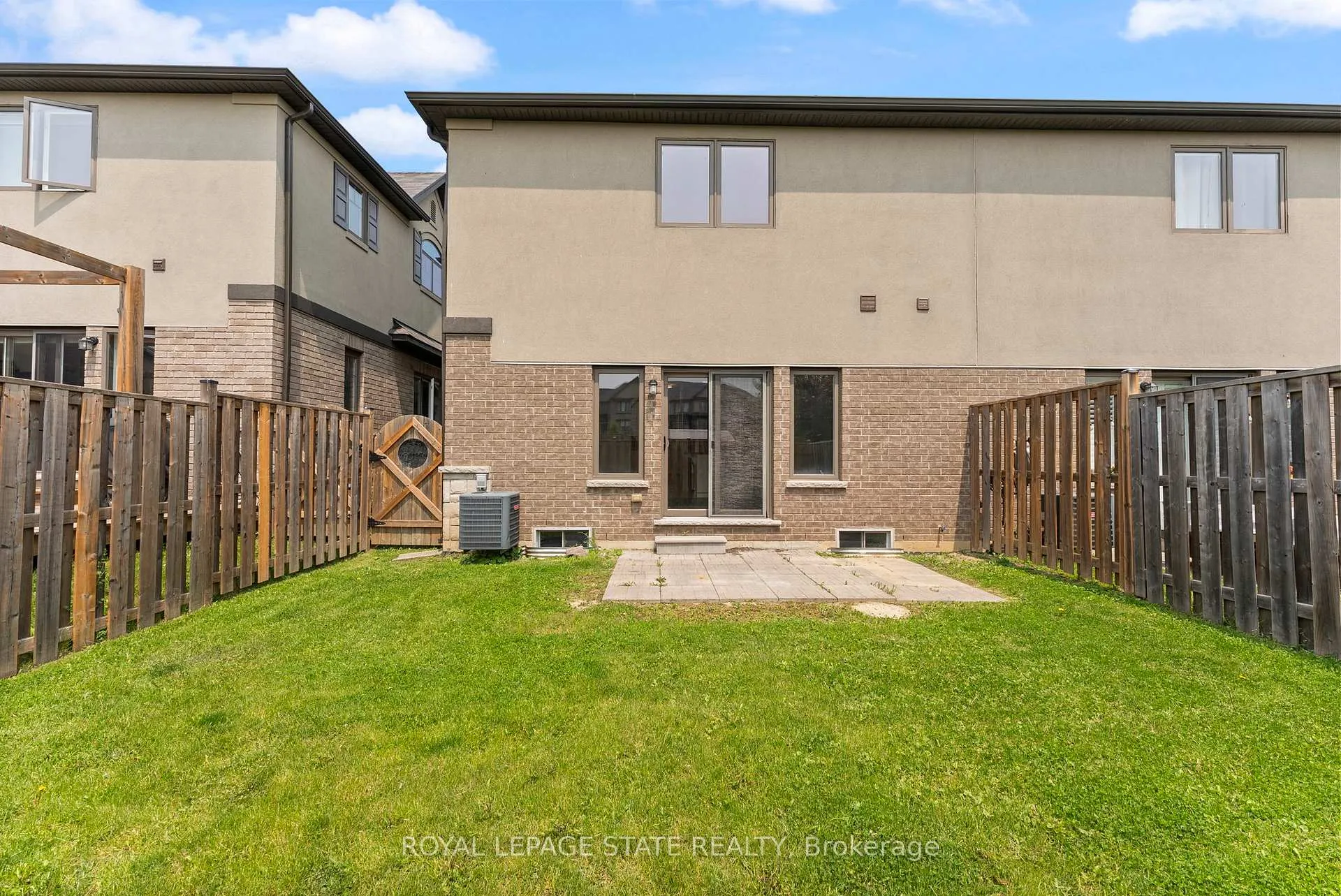Photo 74 of 68 Dodman Crescent, Hamilton, Meadowlands — HOMEH
