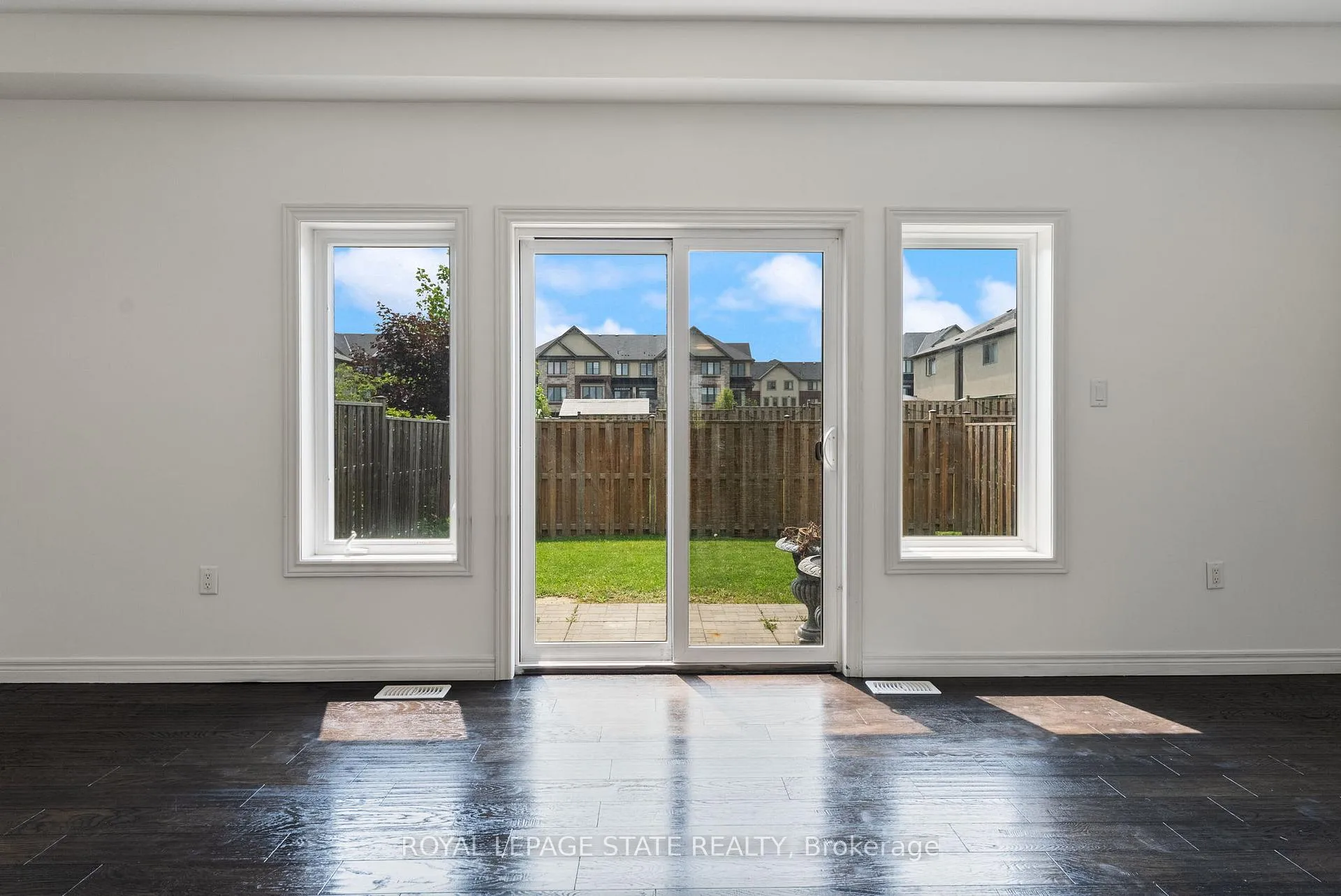 Photo 99 of 68 Dodman Crescent, Hamilton, Meadowlands — HOMEH