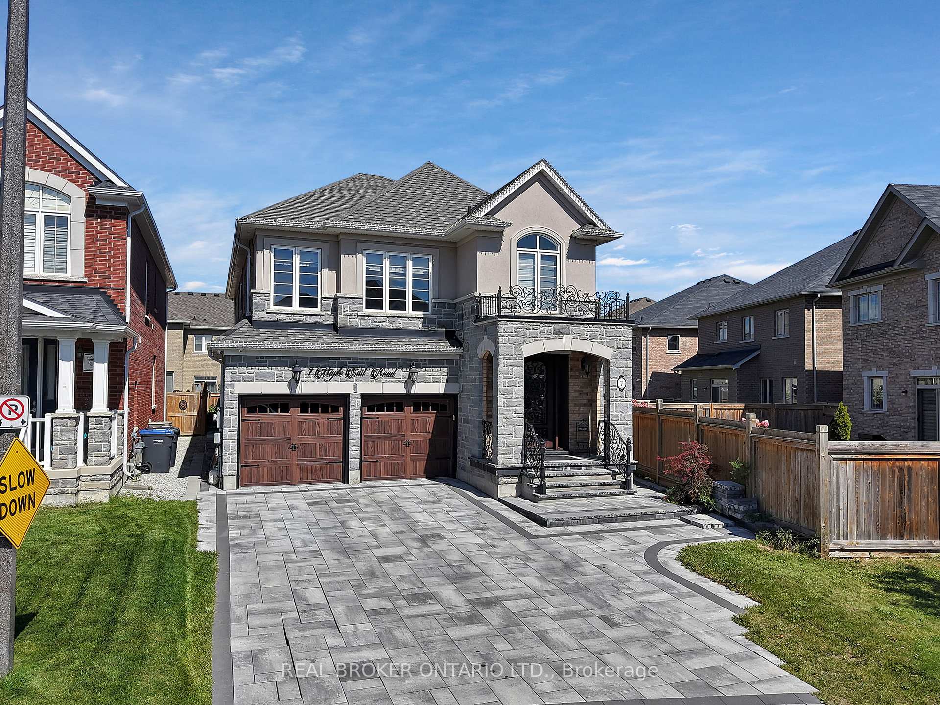 Photo 3 of 7 Maple Trail Road, Caledon, Rural Caledon — HOMEH