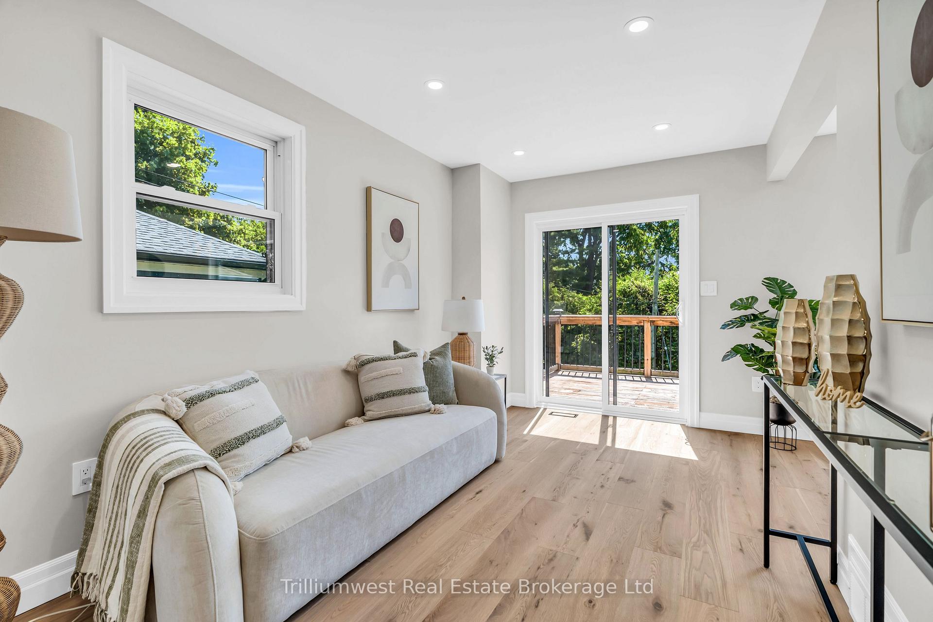 Photo 13 of 8 Chadwick Avenue, Guelph, Junction/Onward Willow — HOMEH
