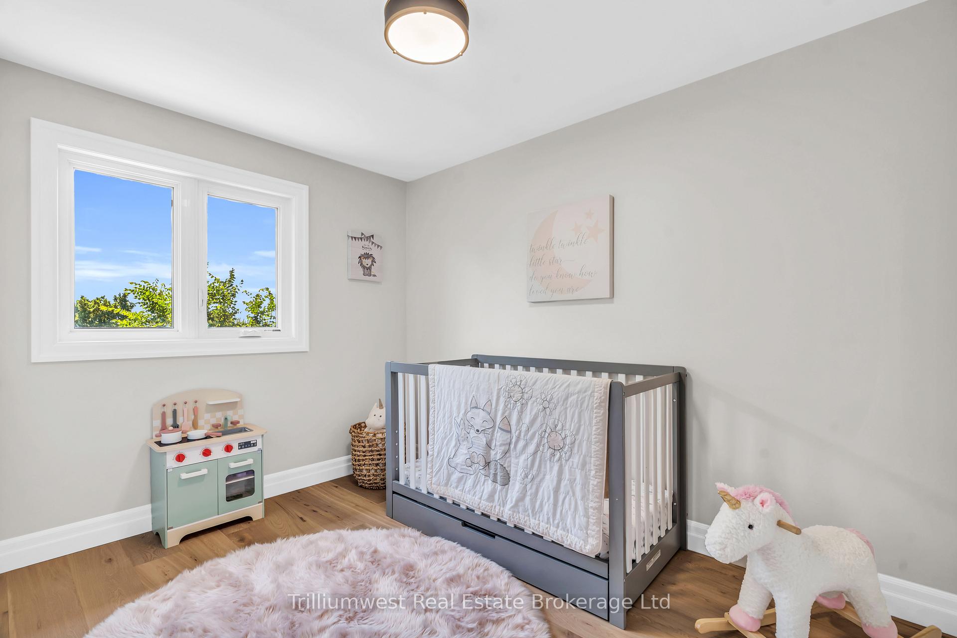 Photo 21 of 8 Chadwick Avenue, Guelph, Junction/Onward Willow — HOMEH