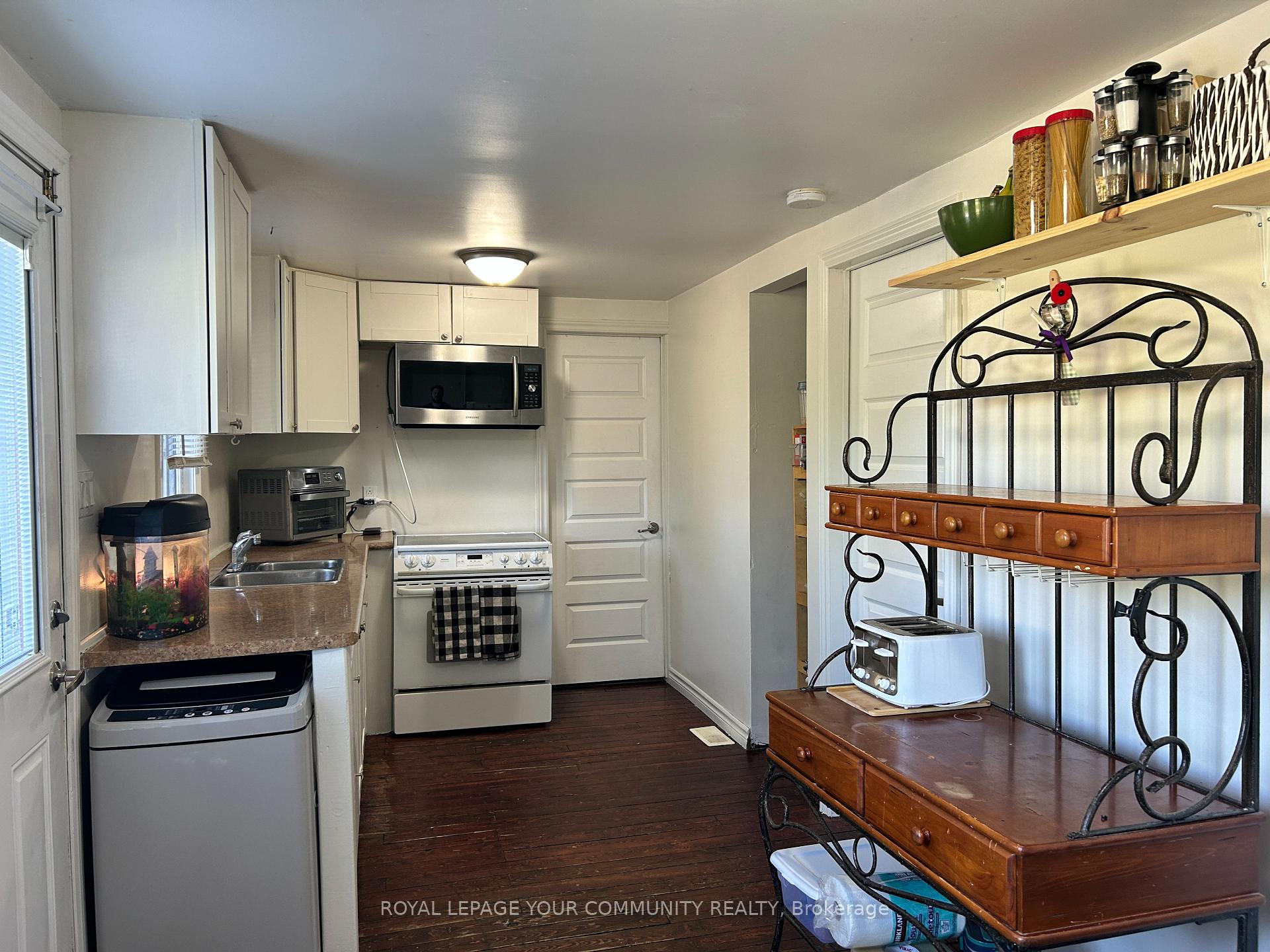 Photo 4 of 16 Christidis Drive, Georgina, Sutton & Jackson's Point — HOMEH