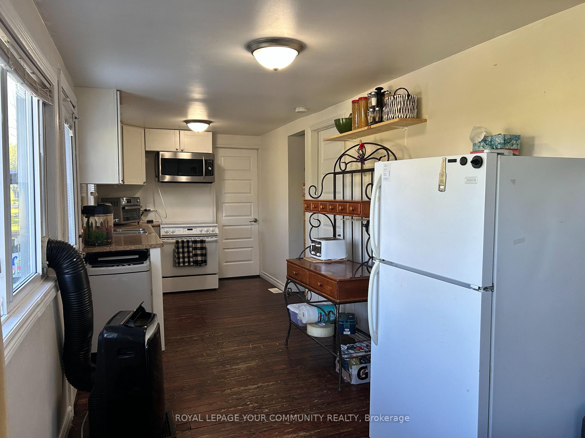 Photo 5 of 16 Christidis Drive, Georgina, Sutton & Jackson's Point — HOMEH