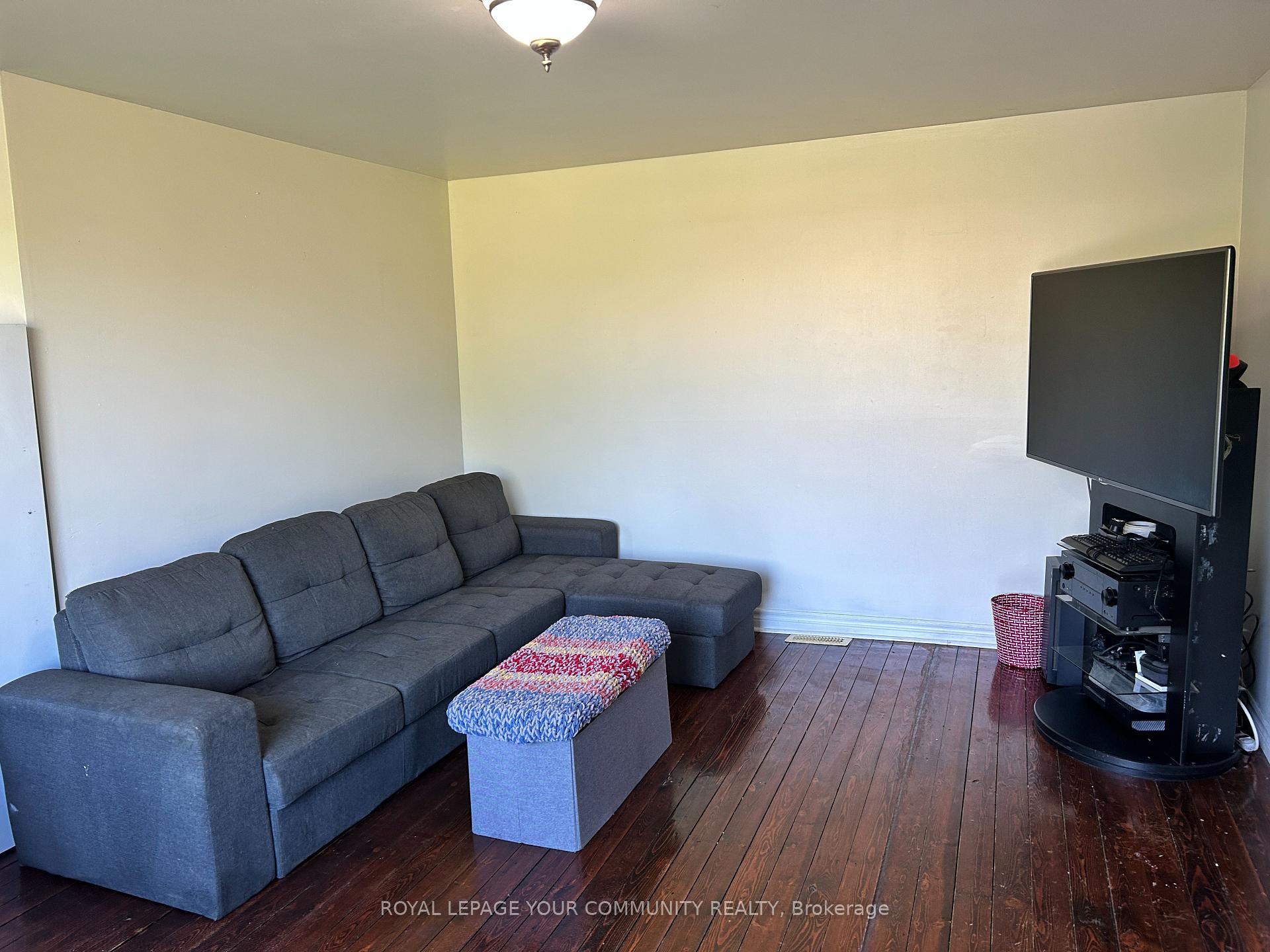 Photo 8 of 16 Christidis Drive, Georgina, Sutton & Jackson's Point — HOMEH