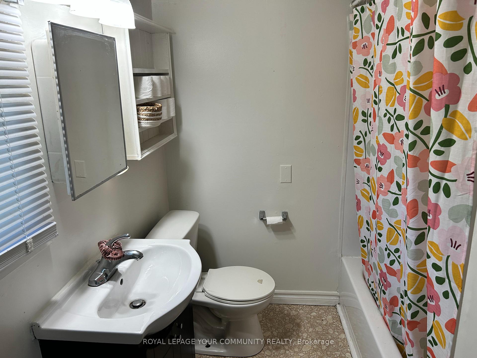 Photo 15 of 16 Christidis Drive, Georgina, Sutton & Jackson's Point — HOMEH