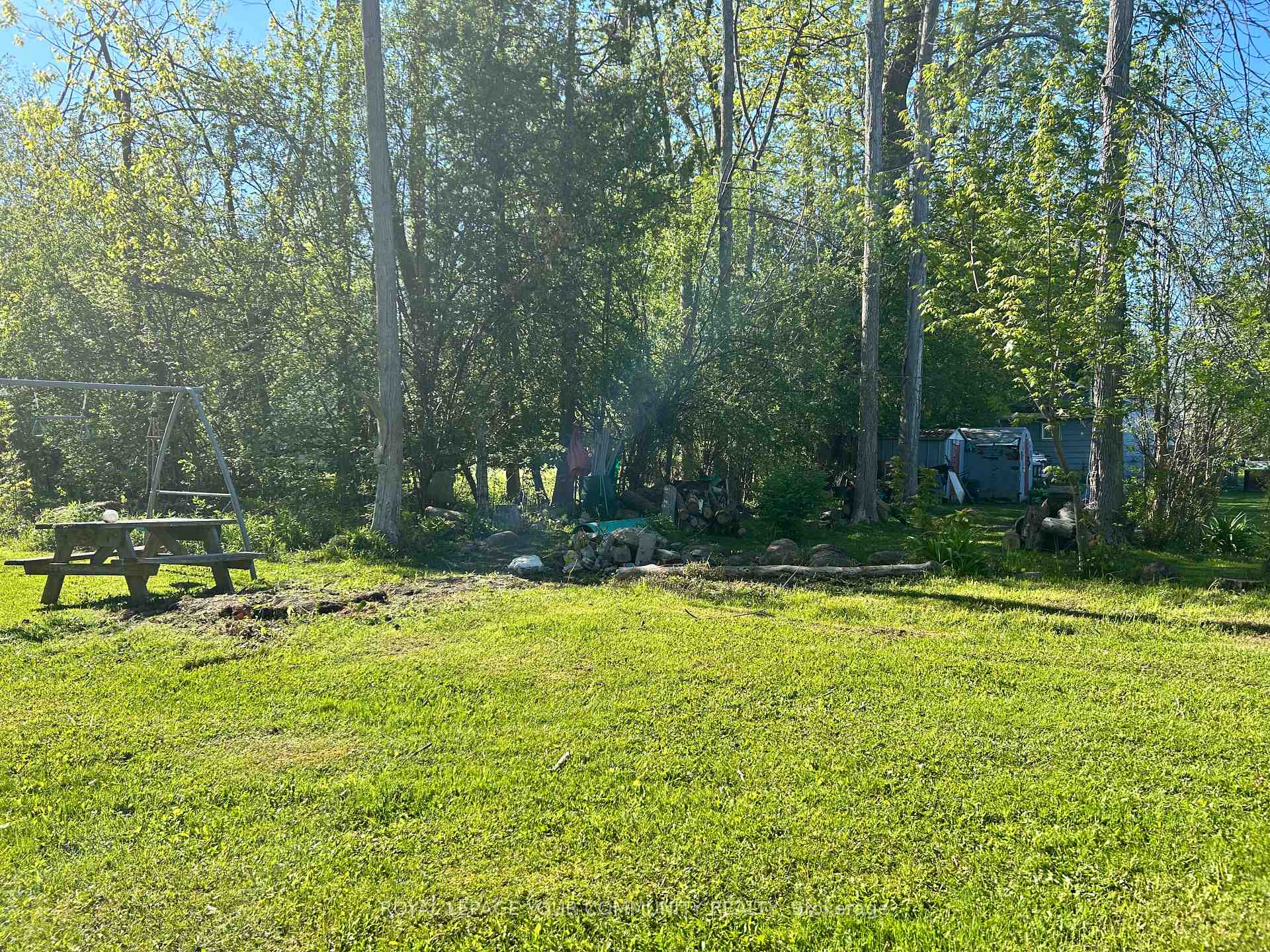Photo 20 of 16 Christidis Drive, Georgina, Sutton & Jackson's Point — HOMEH