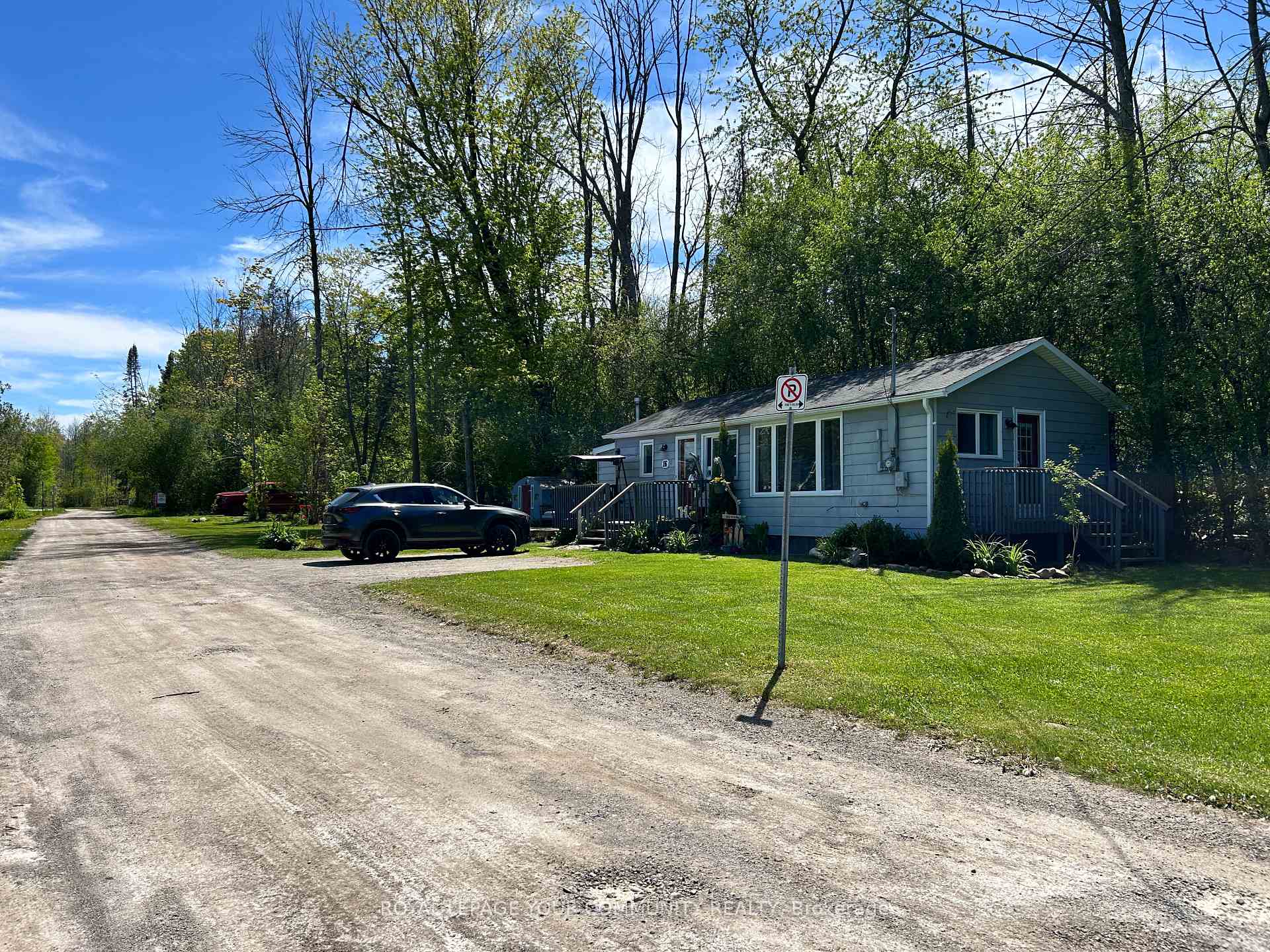 Photo 25 of 16 Christidis Drive, Georgina, Sutton & Jackson's Point — HOMEH