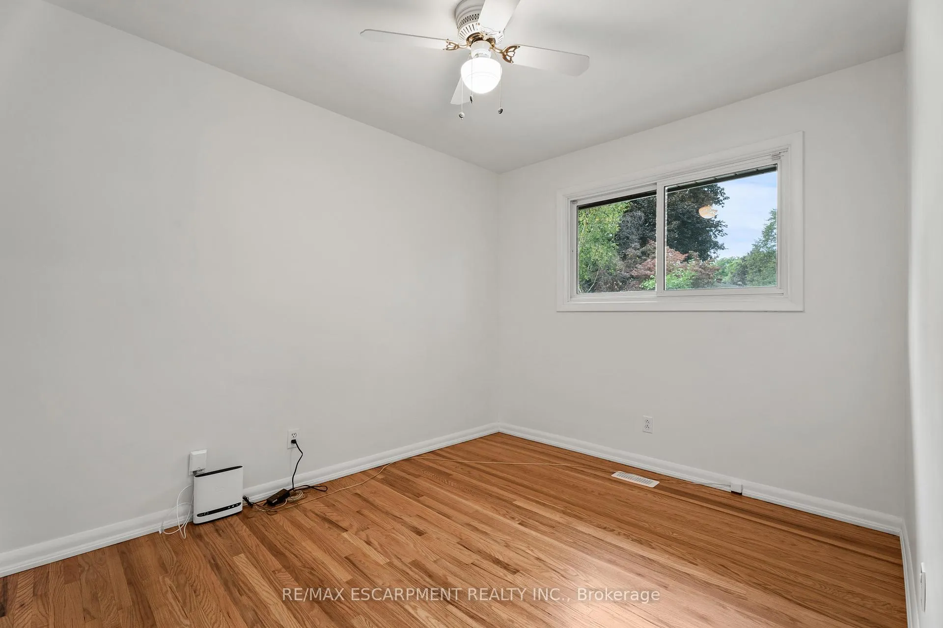 Photo 51 of 98 Laurier Avenue, Hamilton, Buchanan — HOMEH