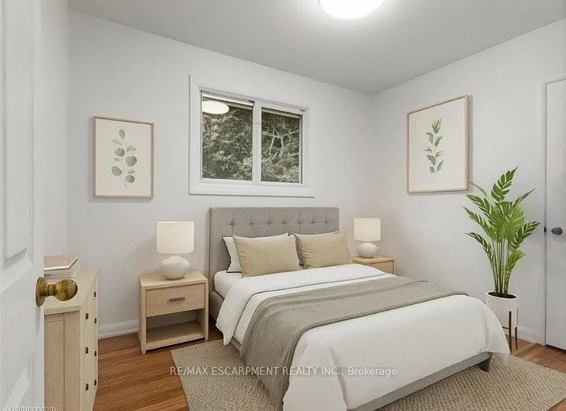 Photo 57 of 98 Laurier Avenue, Hamilton, Buchanan — HOMEH