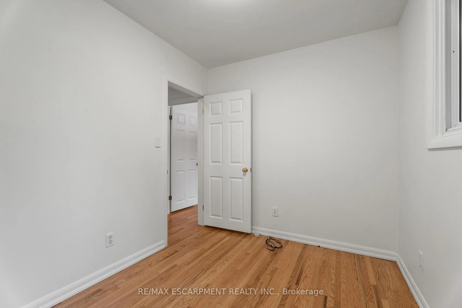 Photo 63 of 98 Laurier Avenue, Hamilton, Buchanan — HOMEH