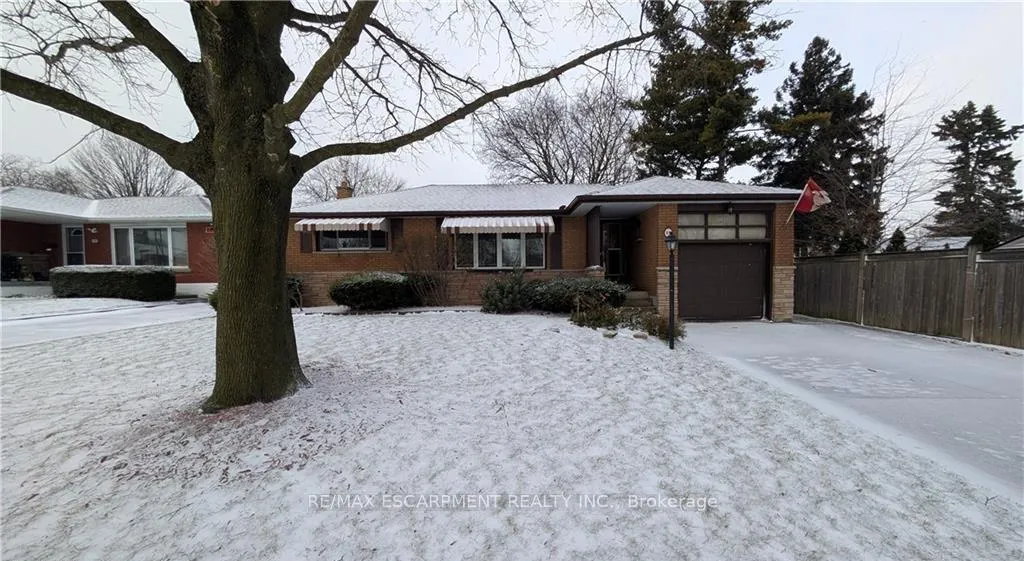 Photo 97 of 98 Laurier Avenue, Hamilton, Buchanan — HOMEH