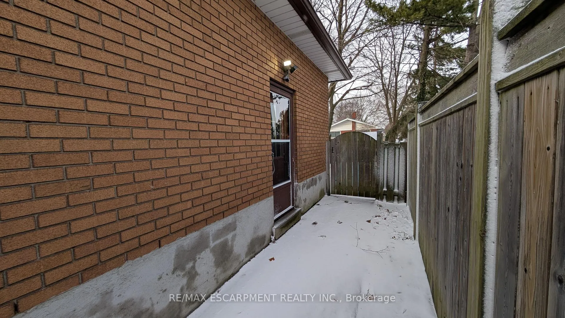 Photo 115 of 98 Laurier Avenue, Hamilton, Buchanan — HOMEH
