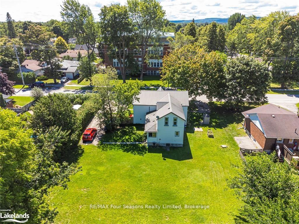 Photo 3 of 393 Second Street, Collingwood — HOMEH