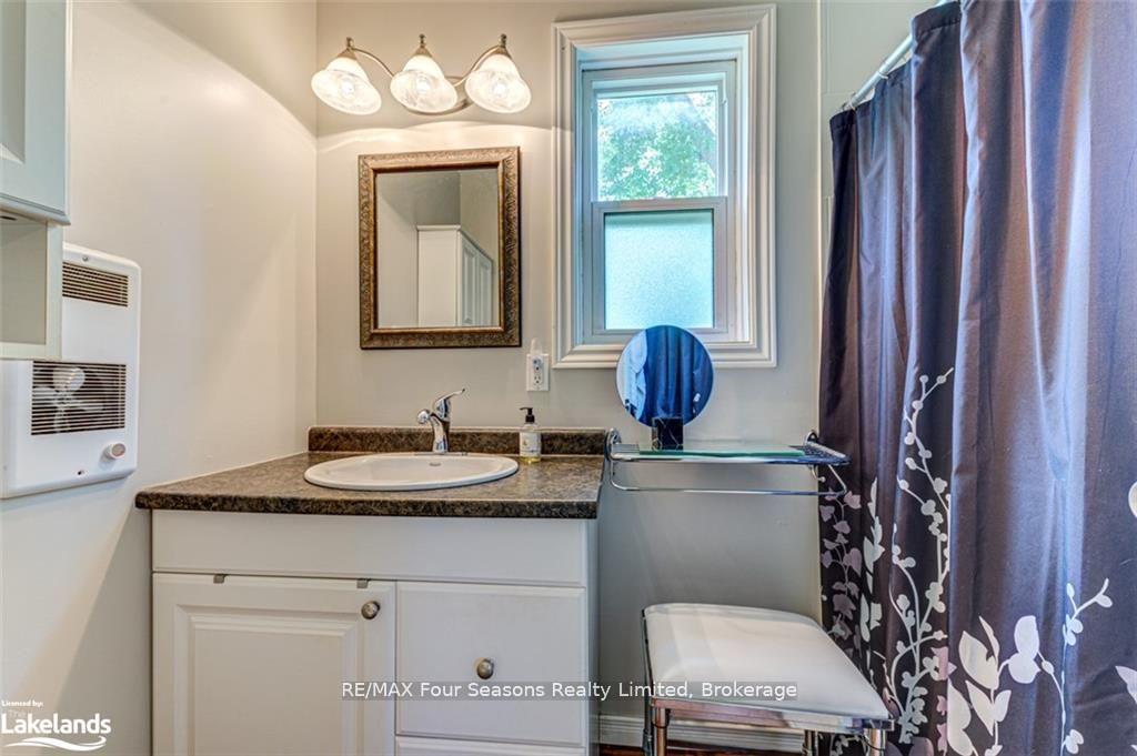 Photo 16 of 393 Second Street, Collingwood — HOMEH