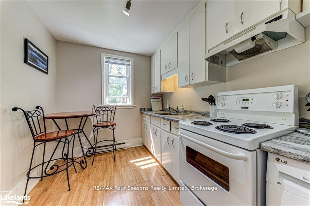 Photo 19 of 393 Second Street, Collingwood — HOMEH
