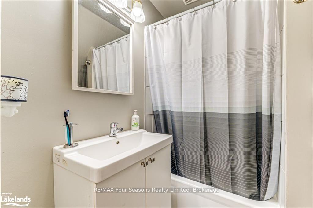 Photo 24 of 393 Second Street, Collingwood — HOMEH