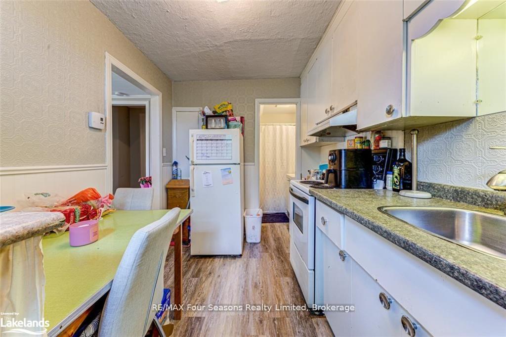 Photo 25 of 393 Second Street, Collingwood — HOMEH