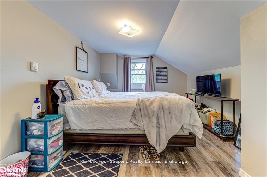 Photo 28 of 393 Second Street, Collingwood — HOMEH