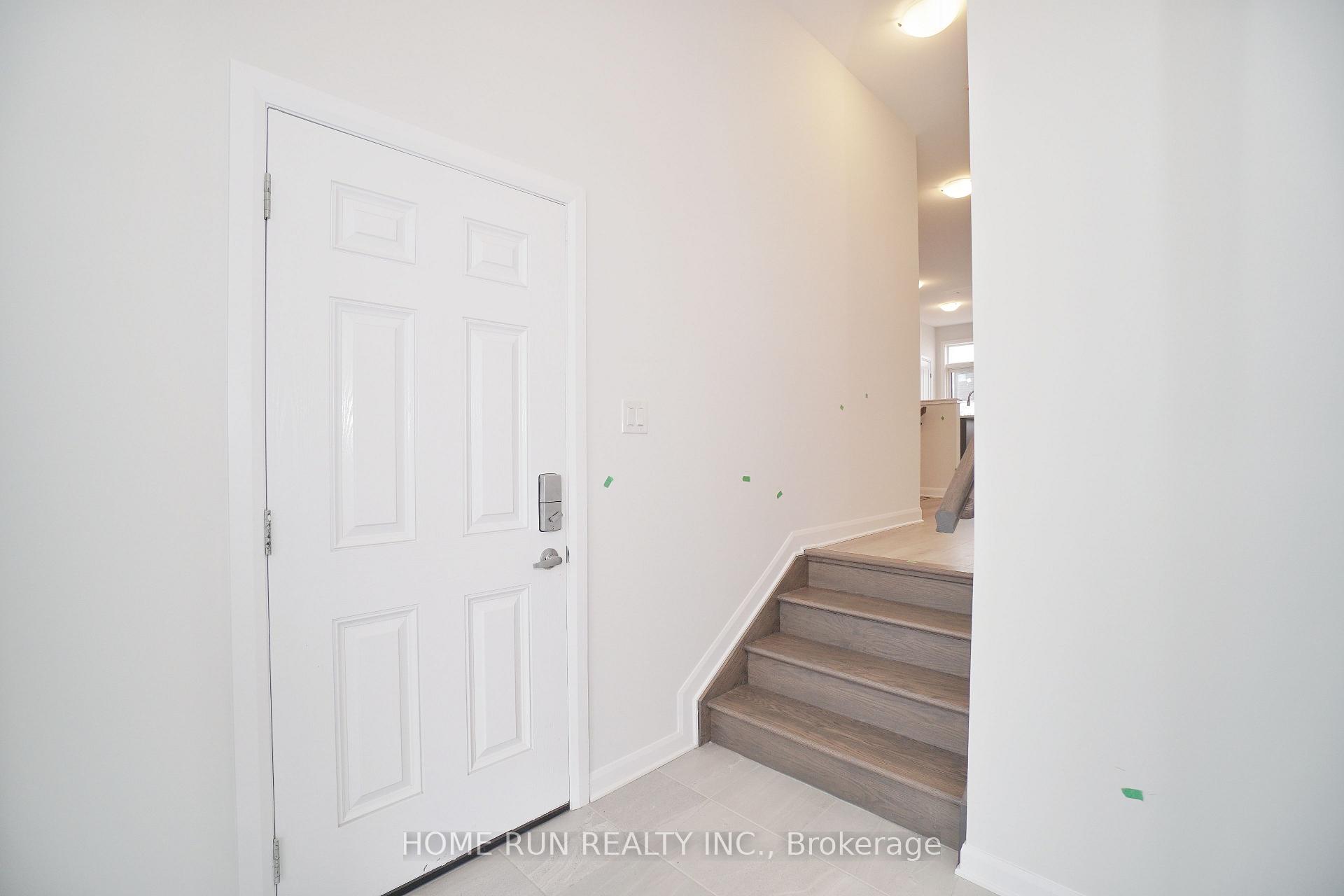 Photo 2 of 803 Everbloom Lane, Ottawa, Barrhaven - Heritage Park — HOMEH
