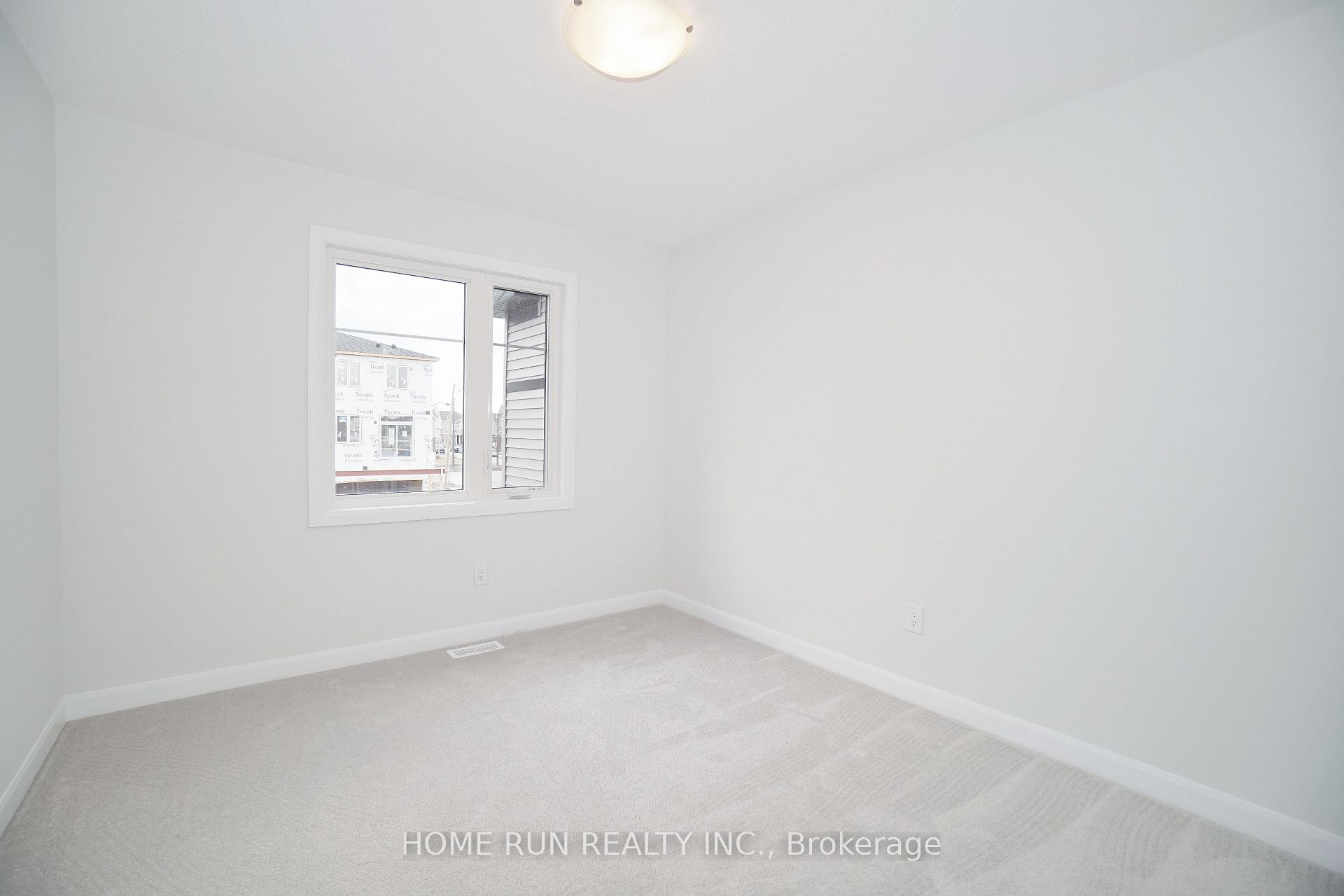 Photo 16 of 803 Everbloom Lane, Ottawa, Barrhaven - Heritage Park — HOMEH