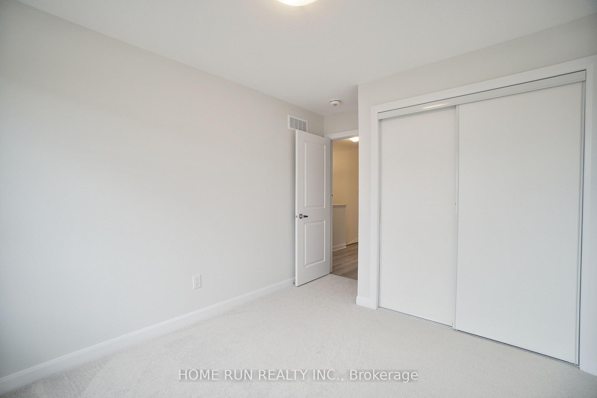 Photo 19 of 803 Everbloom Lane, Ottawa, Barrhaven - Heritage Park — HOMEH