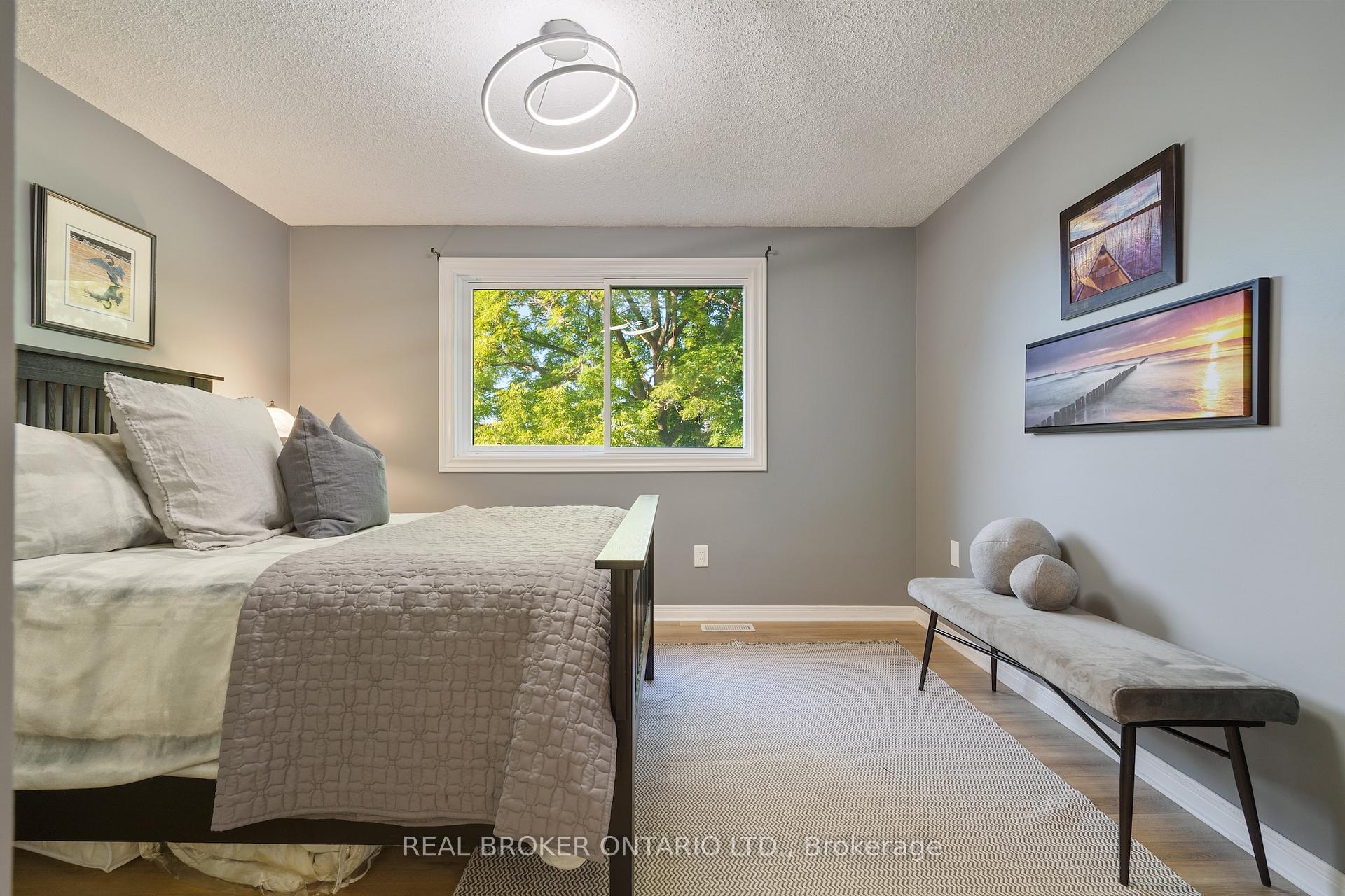 Photo 23 of 15 Blue Forest Drive, Grimsby, Grimsby Beach — HOMEH