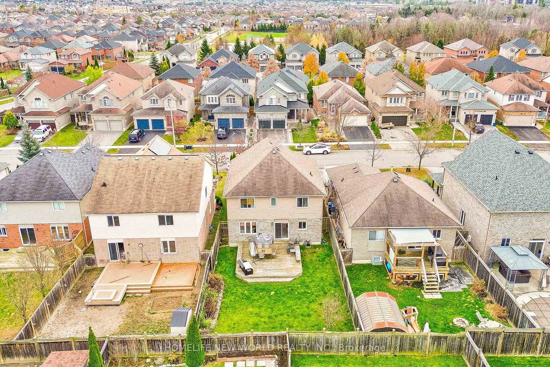 Photo 18 of 58 Sovereigns Gate, Barrie, Innis-Shore — HOMEH