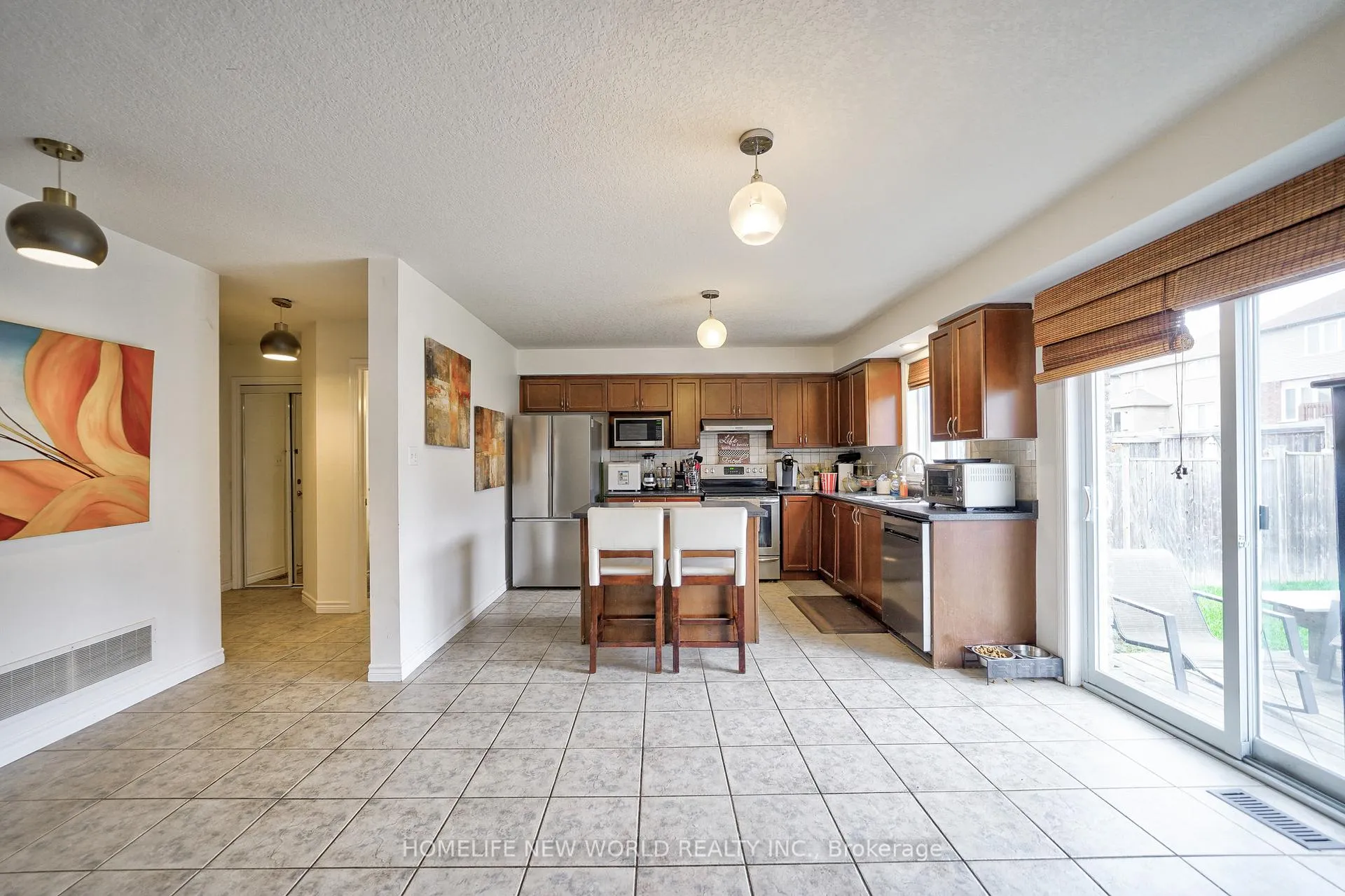 Photo 52 of 58 Sovereigns Gate, Barrie, Innis-Shore — HOMEH