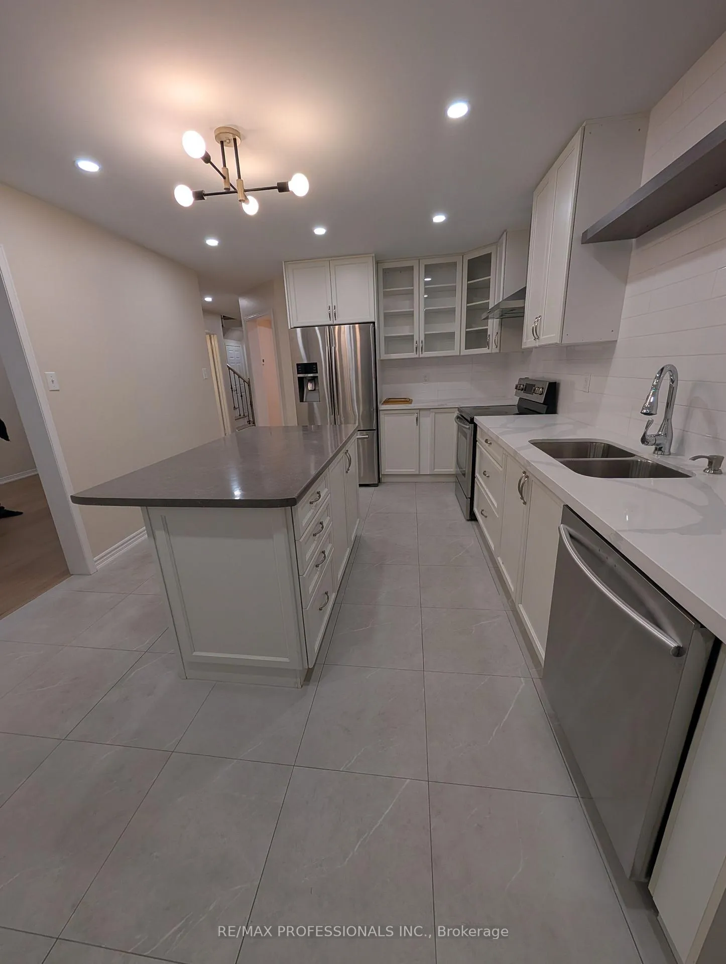 Photo 28 of 131 Rainforest Drive, Brampton, Sandringham-Wellington — HOMEH