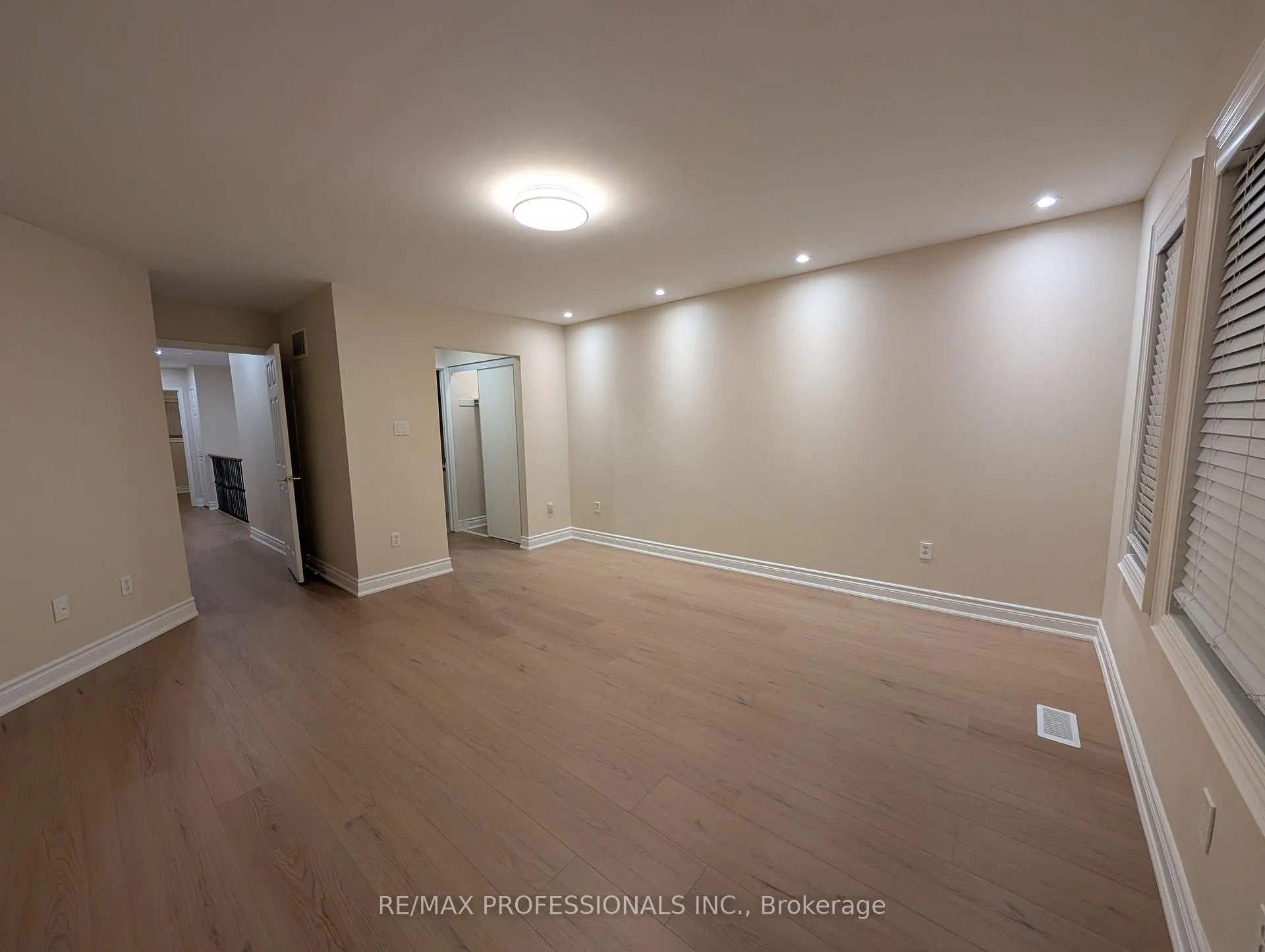 Photo 44 of 131 Rainforest Drive, Brampton, Sandringham-Wellington — HOMEH