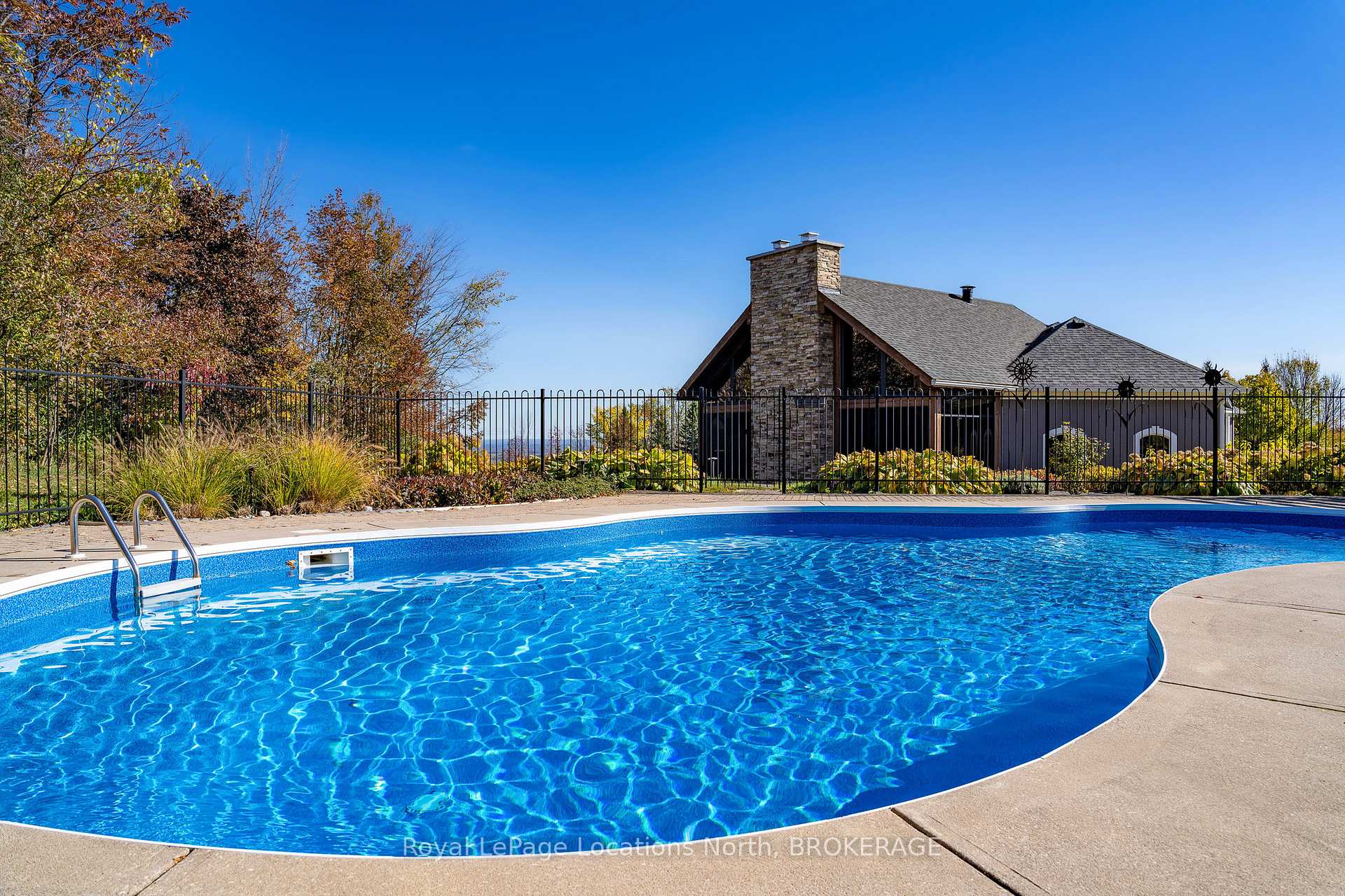 Photo 6 of 1428 10 Nottawasaga, Clearview, Rural Clearview — HOMEH