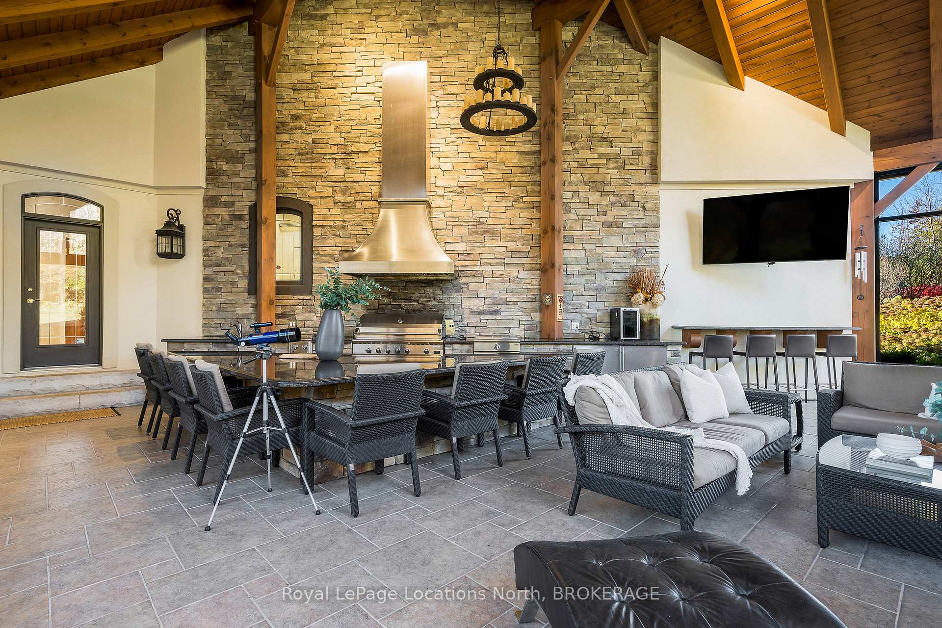 Photo 12 of 1428 10 Nottawasaga, Clearview, Rural Clearview — HOMEH