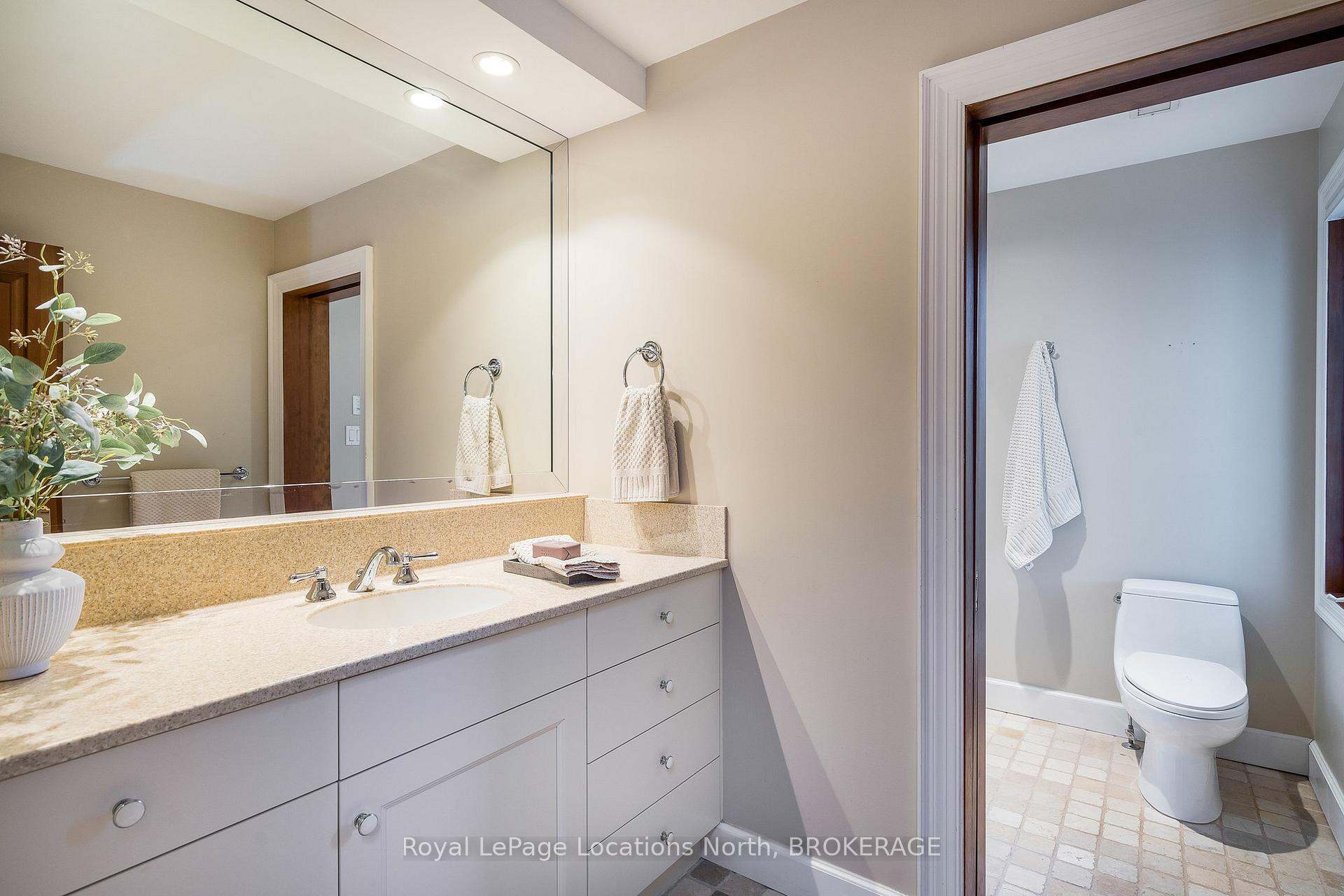 Photo 24 of 1428 10 Nottawasaga, Clearview, Rural Clearview — HOMEH