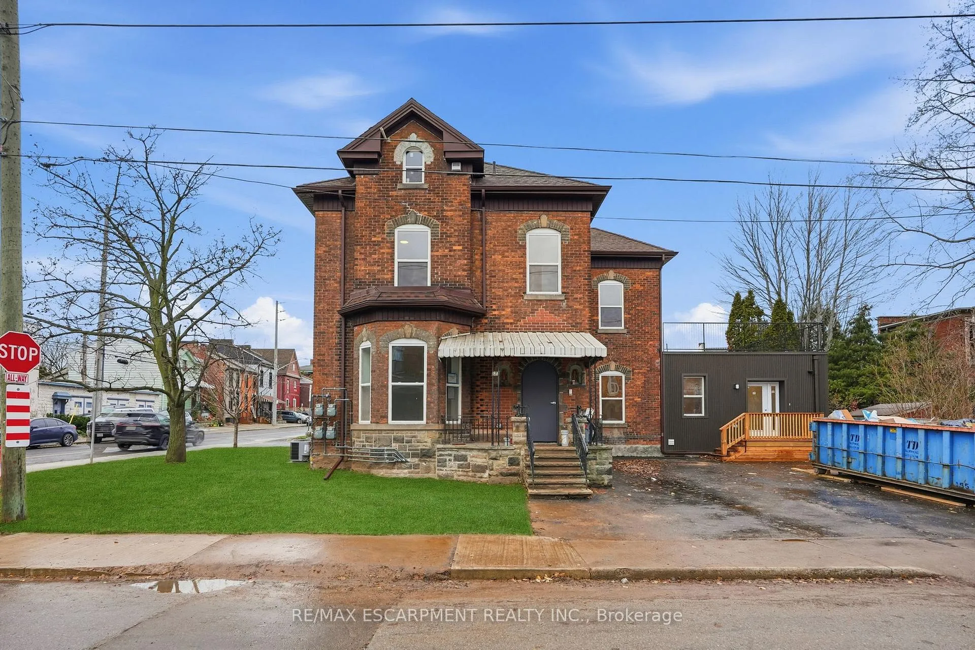 Photo 4 of Unit 2, 231 Park Street N, Hamilton, Central — HOMEH