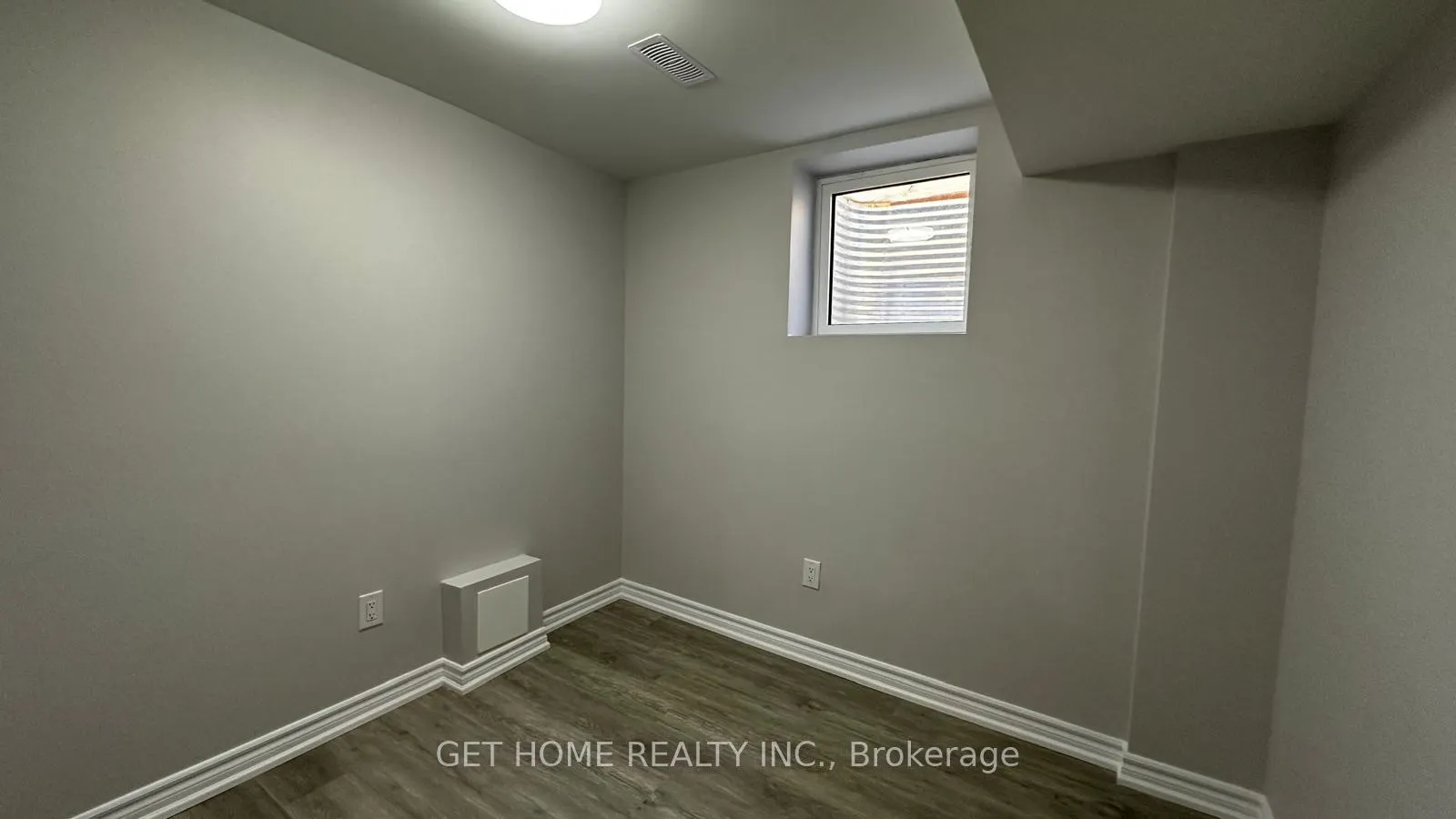 Photo 4 of Unit Bsmt, 6 Eldridge Place, Whitby, Pringle Creek — HOMEH