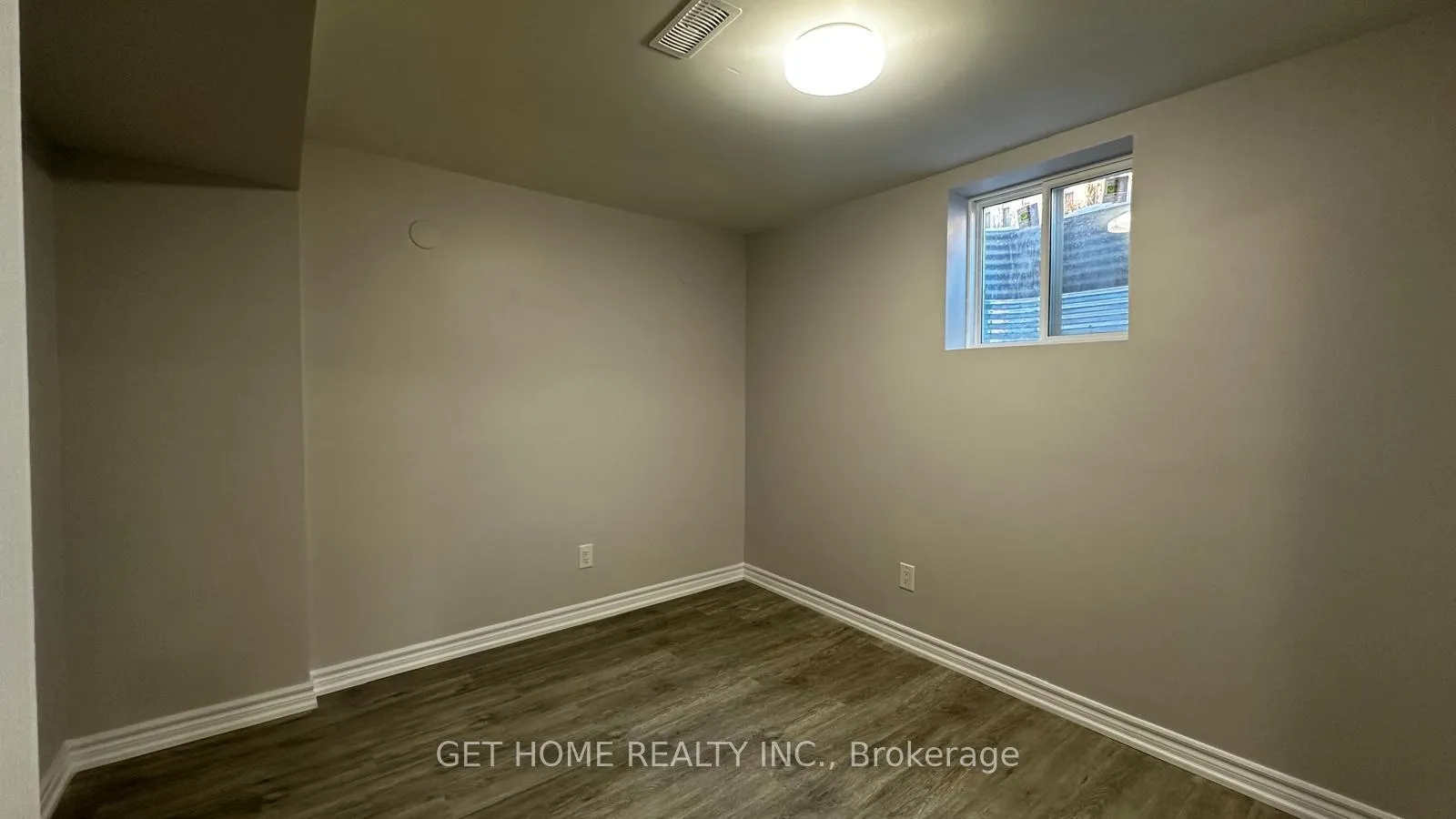 Photo 7 of Unit Bsmt, 6 Eldridge Place, Whitby, Pringle Creek — HOMEH