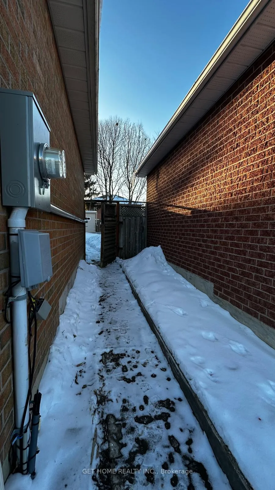 Photo 11 of Unit Bsmt, 6 Eldridge Place, Whitby, Pringle Creek — HOMEH