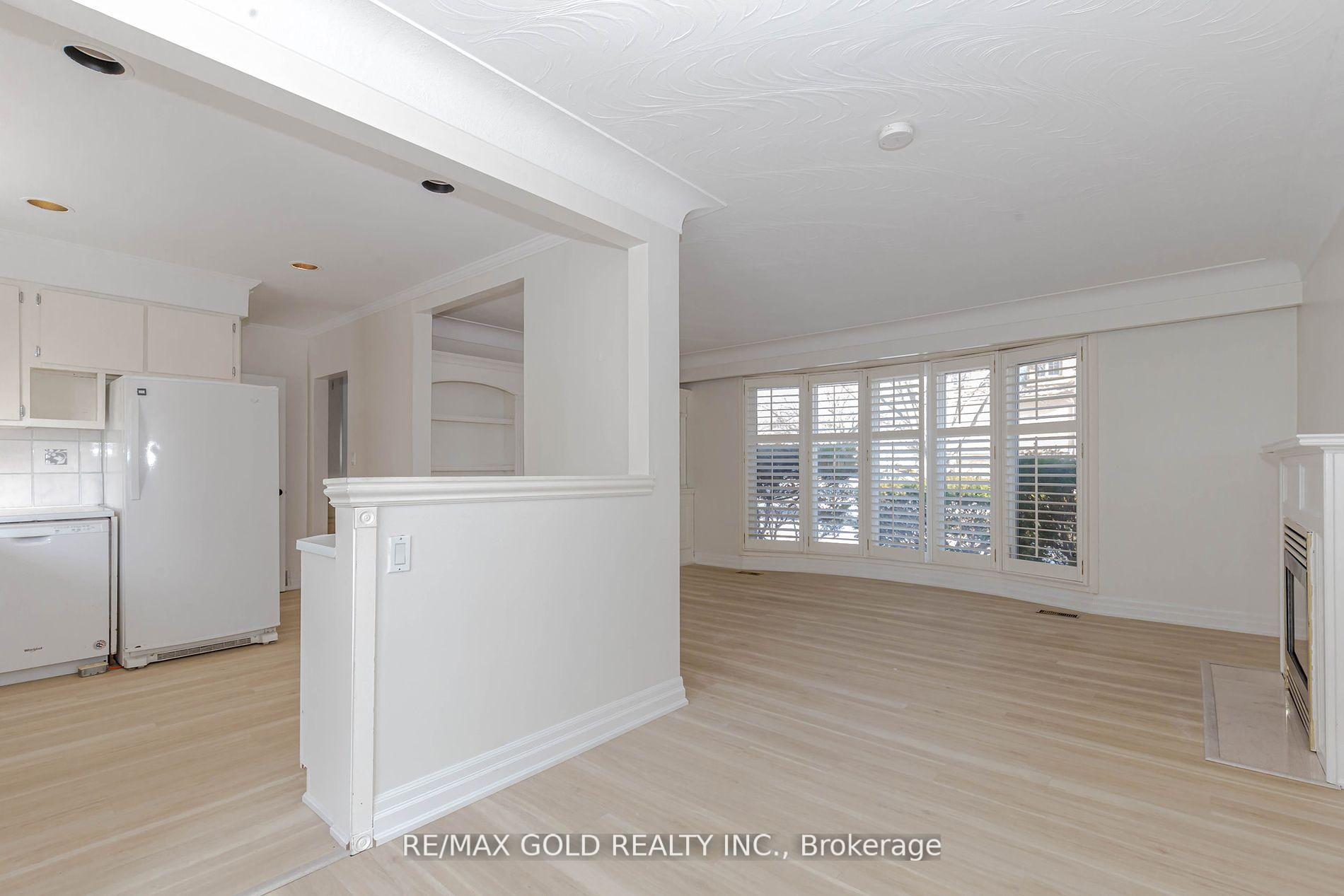 Photo 7 of 294 Cheltenham Road, Burlington, Appleby — HOMEH