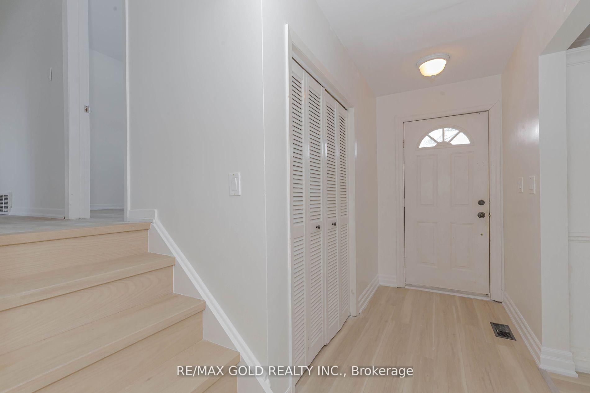 Photo 8 of 294 Cheltenham Road, Burlington, Appleby — HOMEH