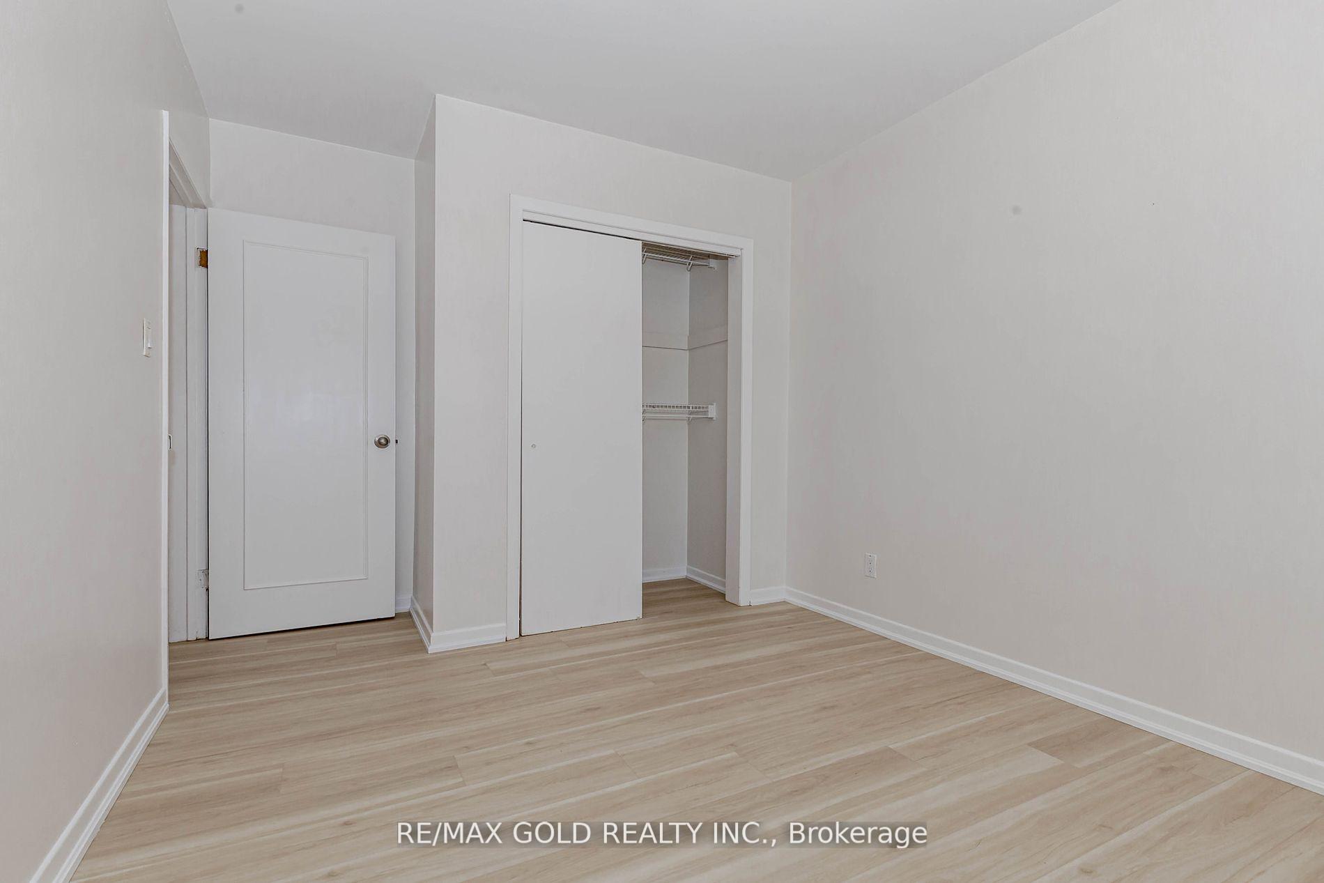 Photo 16 of 294 Cheltenham Road, Burlington, Appleby — HOMEH