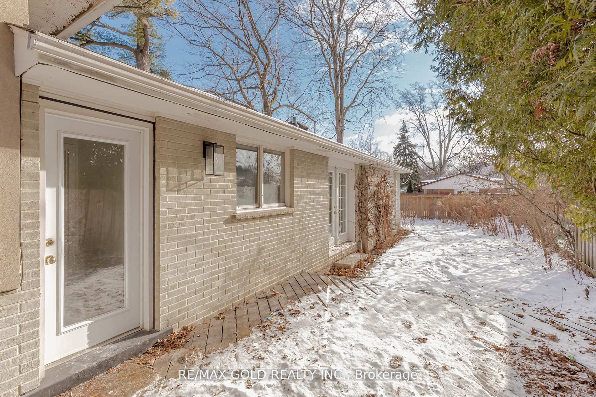Photo 22 of 294 Cheltenham Road, Burlington, Appleby — HOMEH
