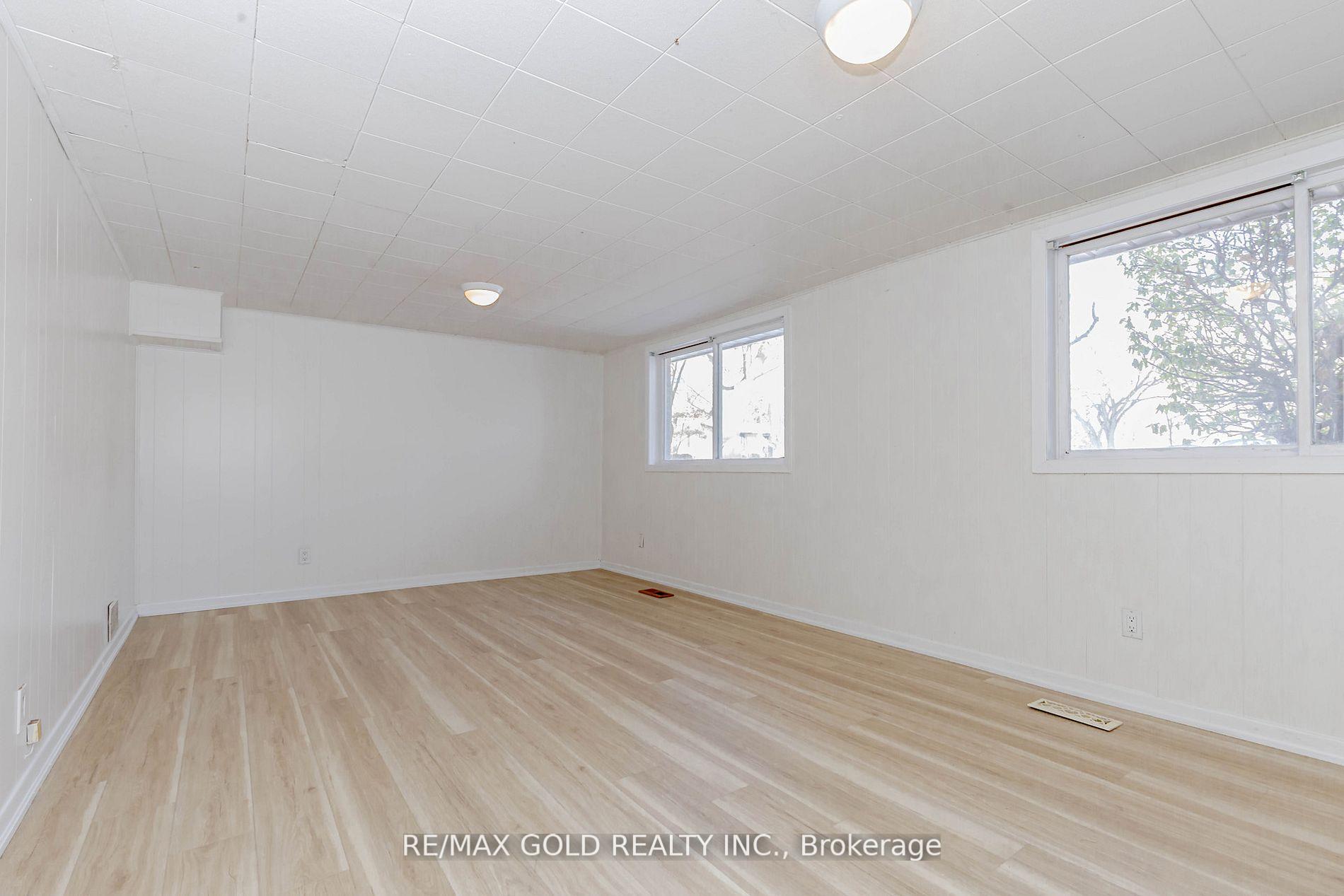 Photo 26 of 294 Cheltenham Road, Burlington, Appleby — HOMEH