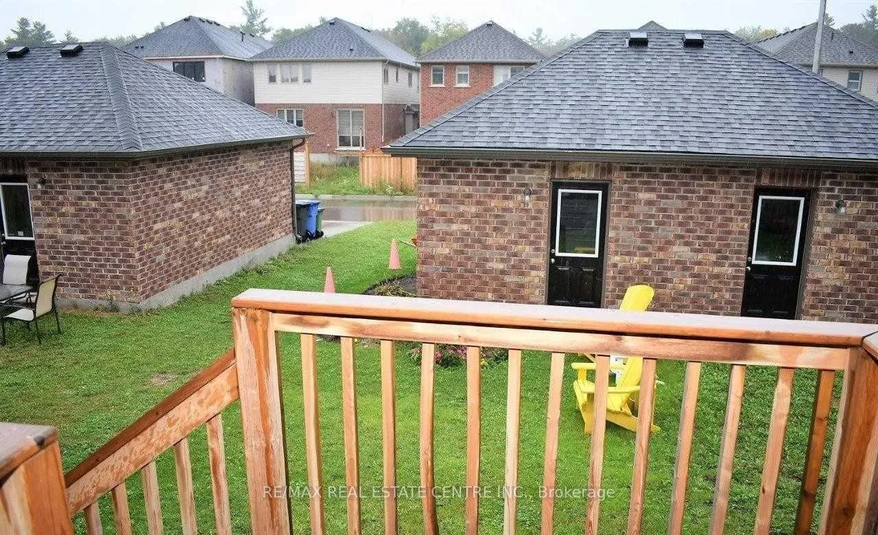 Photo 53 of 233 Poppy Dr E, Guelph, Pineridge/Westminster Woods — HOMEH