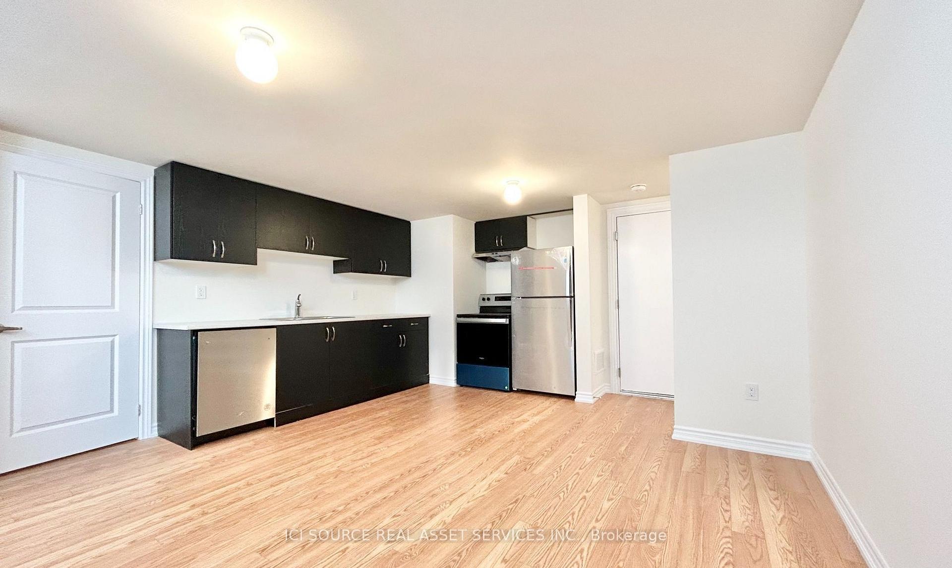 Photo 2 of Unit Unit 1, 77 Valleybrook Road, Barrie, Rural Barrie Southeast — HOMEH