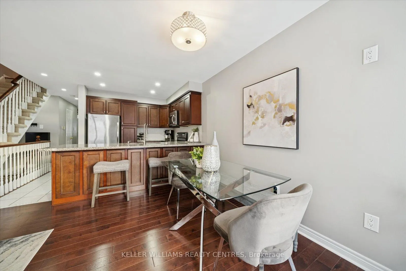 Photo 8 of Unit 8, 78 Tania Crescent, Vaughan, Maple — HOMEH