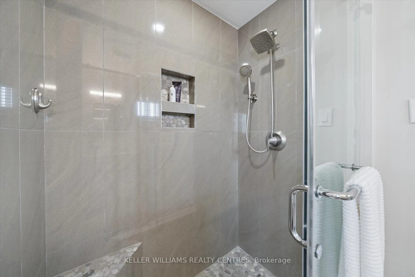 Photo 16 of Unit 8, 78 Tania Crescent, Vaughan, Maple — HOMEH