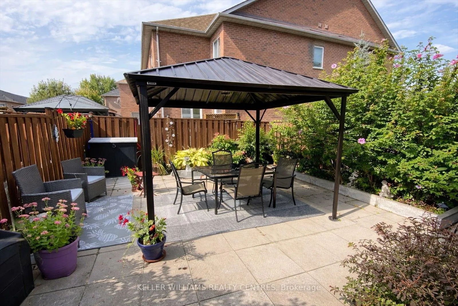 Photo 26 of Unit 8, 78 Tania Crescent, Vaughan, Maple — HOMEH