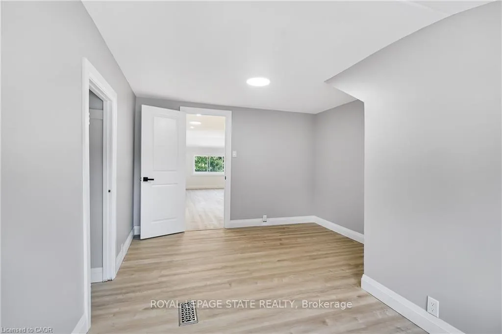 Photo 46 of Unit 2, 10 Comet Avenue, Hamilton, Hamilton Beach — HOMEH