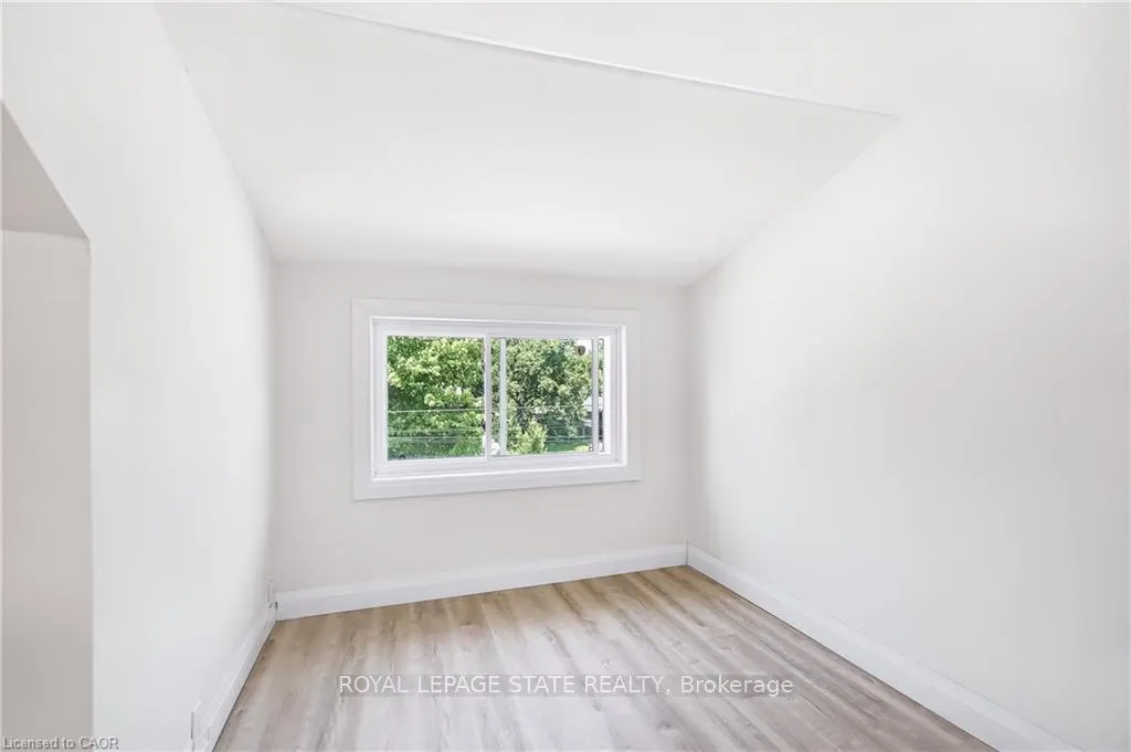 Photo 59 of Unit 2, 10 Comet Avenue, Hamilton, Hamilton Beach — HOMEH