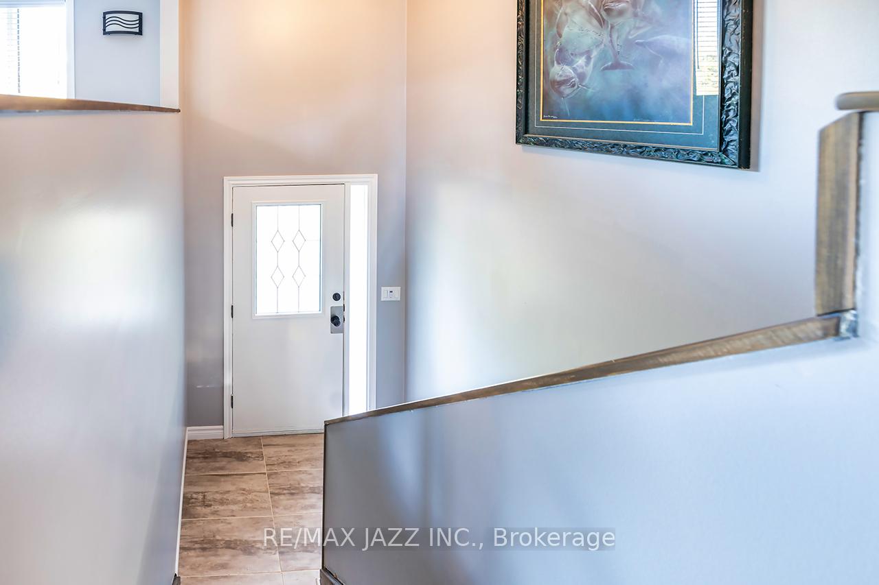 Photo 7 of 2552 Van Luven Road, Hamilton Township, Baltimore — HOMEH